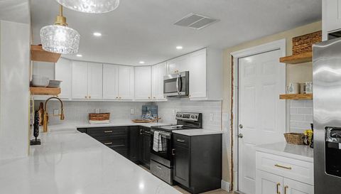 3837 Topsail Trail