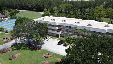 501 Forest Lakes Blvd