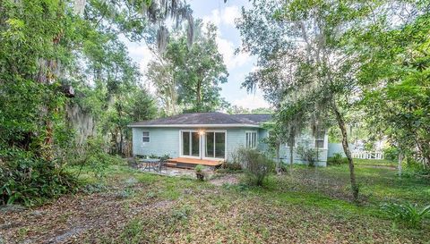 12 S UNIVERSITY CIRCLE