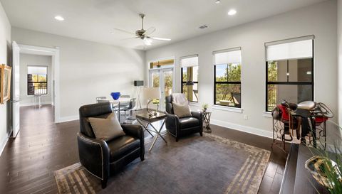 8200 Southwest Pkwy