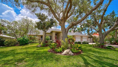 445 Bayshore