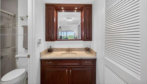 1839 Middle River Dr
