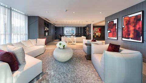 300 Sunny Isles Blvd