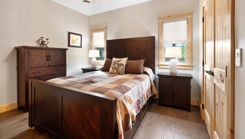 910 English Mountain Rd