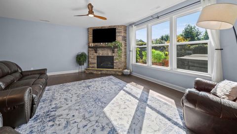 1106 Thessallian Ln