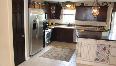 1027 Blackthorn Cove