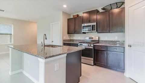 5157 WHITE CHICORY DRIVE