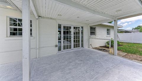 3207 19th Ave W