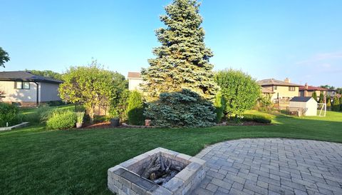 12817 S Surrey Ct