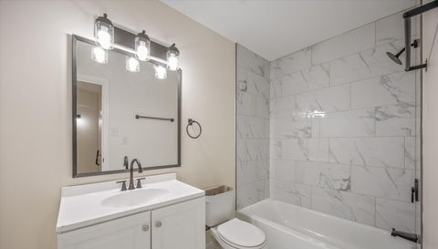 2110 Colony Dr SW