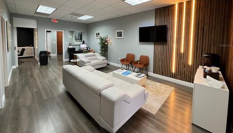 6965 Piazza Grande Ave