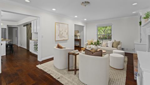 314 Lamplighter Ln SE