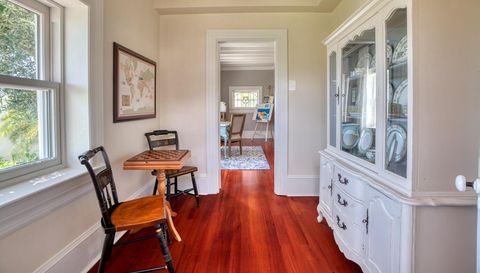 174 Avenida Menendez