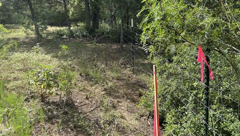 240 Private Rd 4601