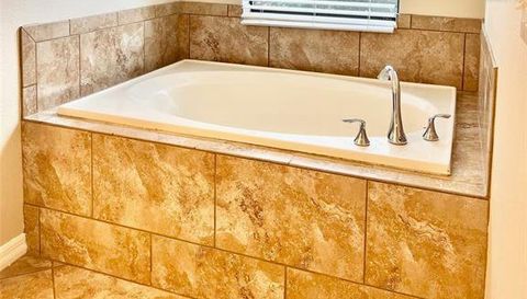 8923 AZALEA SANDS LANE