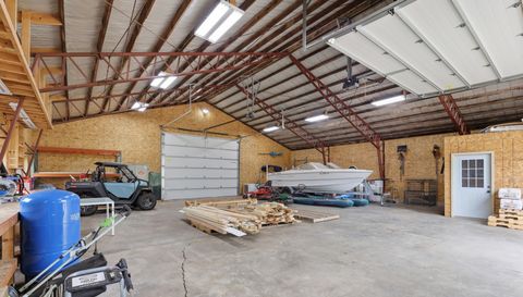 973 E 2500 North Rd