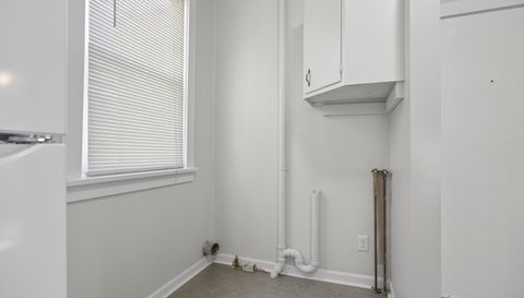 1214 Wall Street