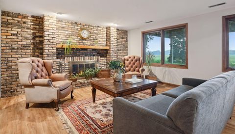 11292 Mount Curve Road