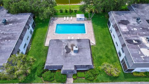 10249 N Military Trl