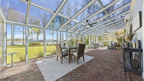 1006 Lake Cooper