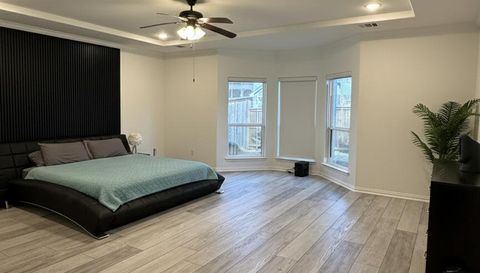 2832 Fountain Park Dr