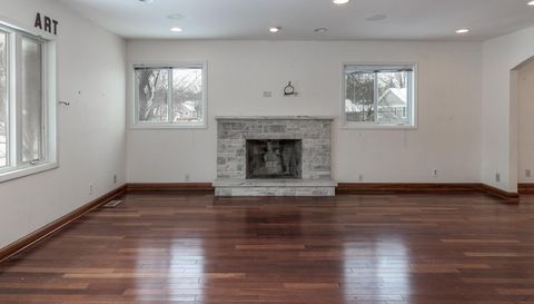 4858 Irving Avenue S