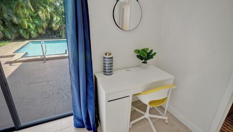 3530 Chatelaine Blvd