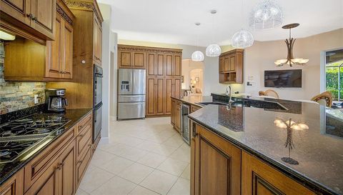 2123 Calusa Lakes