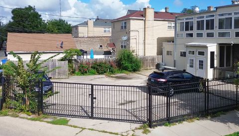 3256 N Elston Avenue