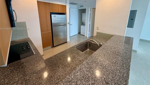 1060 Brickell Ave
