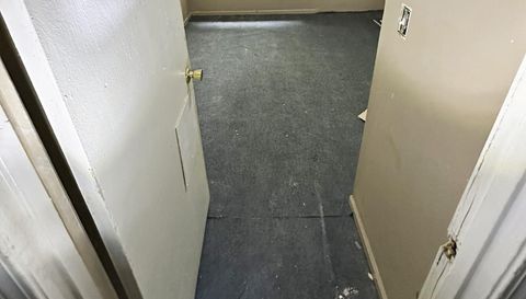 5914 Sutcliff Square