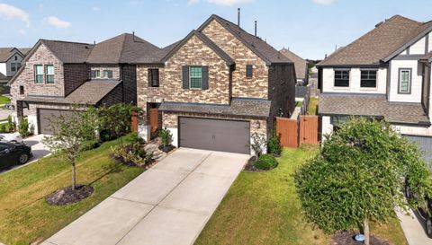 7007 Prairie Heights Dr