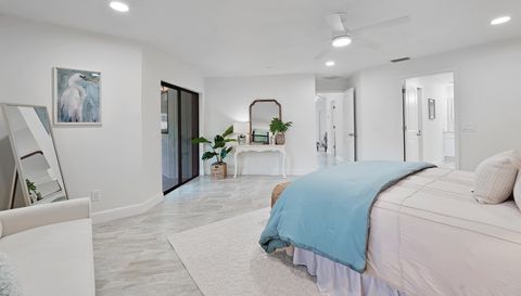 5012 S Deepwater Point