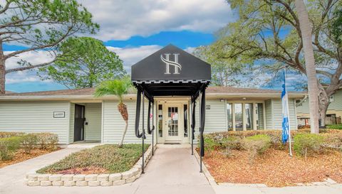 202 Red Maple Pl