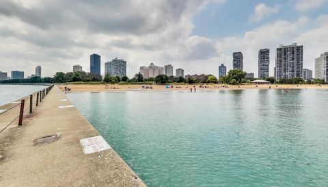 5733 N Sheridan Road