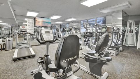 3500 Mystic Pointe Dr