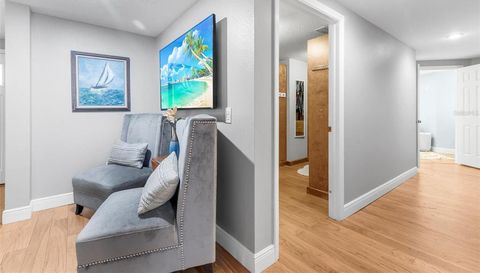 28042 LINDENHURST DRIVE