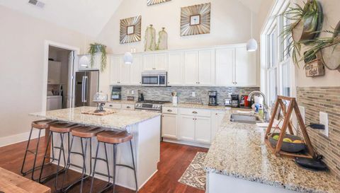 14 E Saddle Notch Ln