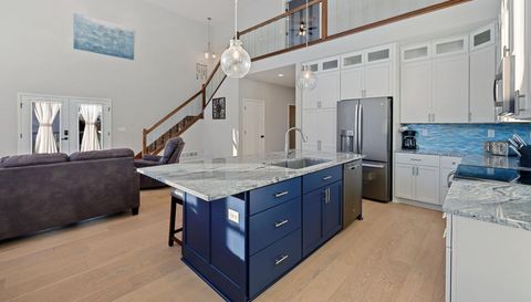 6810 231st Street W
