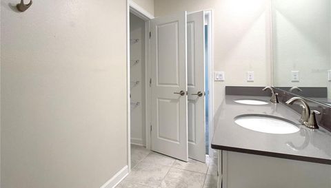 2638 CAMDEN PARK LOOP