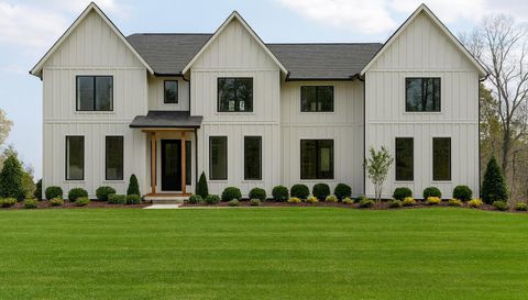 7048 Nichols Cove Dr