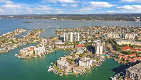 400 ISLAND WAY