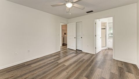 2046 Old Trevor Way