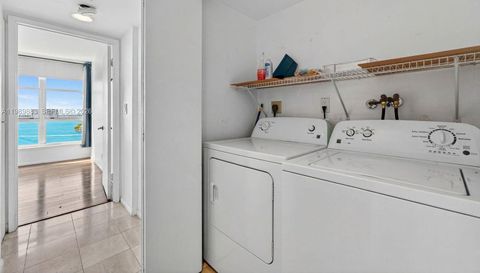 3600 Mystic Pointe Dr