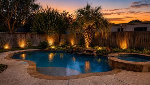 2509 Hutchins Ln