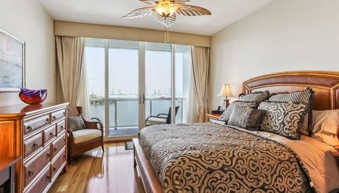 1800 Sunset Harbour Dr