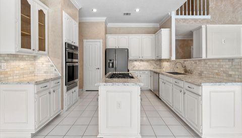 2911 Norwood Hills Dr