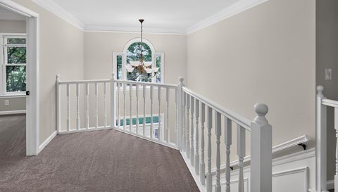 2240 Whispering Pines Ln