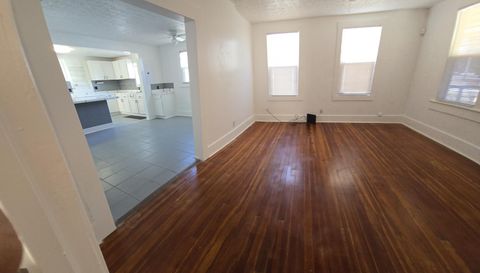 4710 Springfield Blvd