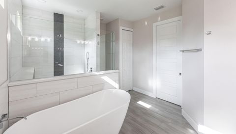 23208 W Eldorado Ave